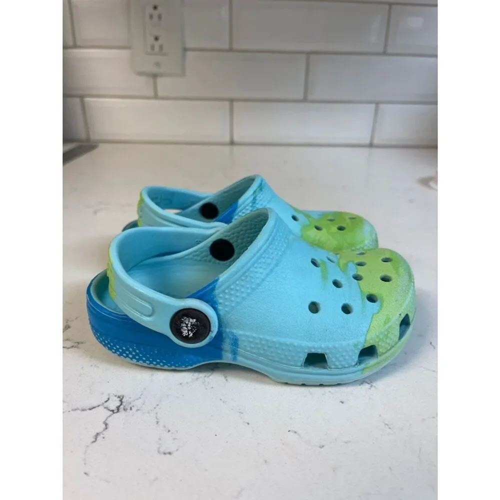 CROCS add fun storage
